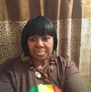 Meet your Posher, Marilyn